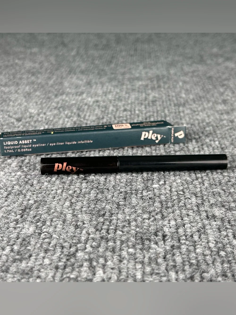 Pley Liquid Asset Foolproof Liquid Liner in PURPLE PLEY ~ bright ~ Full Sz NIB